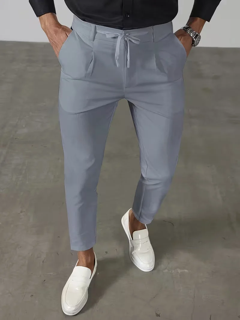 Krsto – High-End-Hosen MIT Hohem Bund