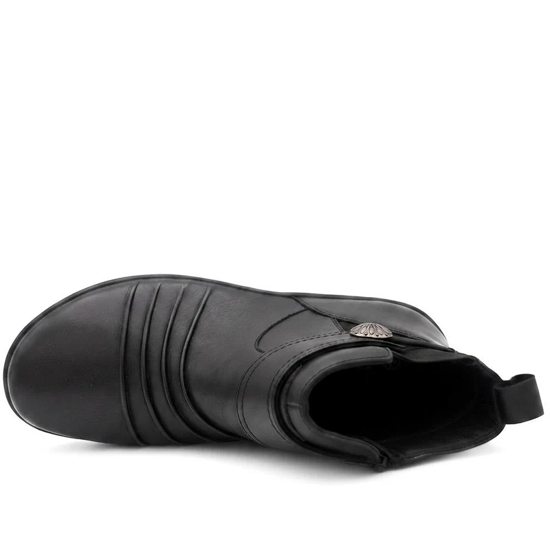 Wide Fit Leather Zip Up Ankle Boots - KF44007 / 330 050 - Black