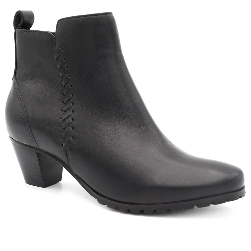 Leather Stitch Pattern Ankle Boots - MAGNU44010 / 330 052 - Black