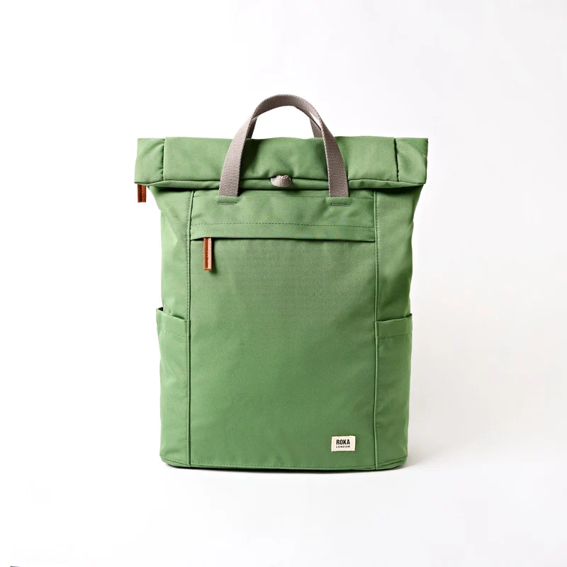 ROKA Finchley Eine große Tasche aus recyceltem Canvas mit Artischockenmotiv