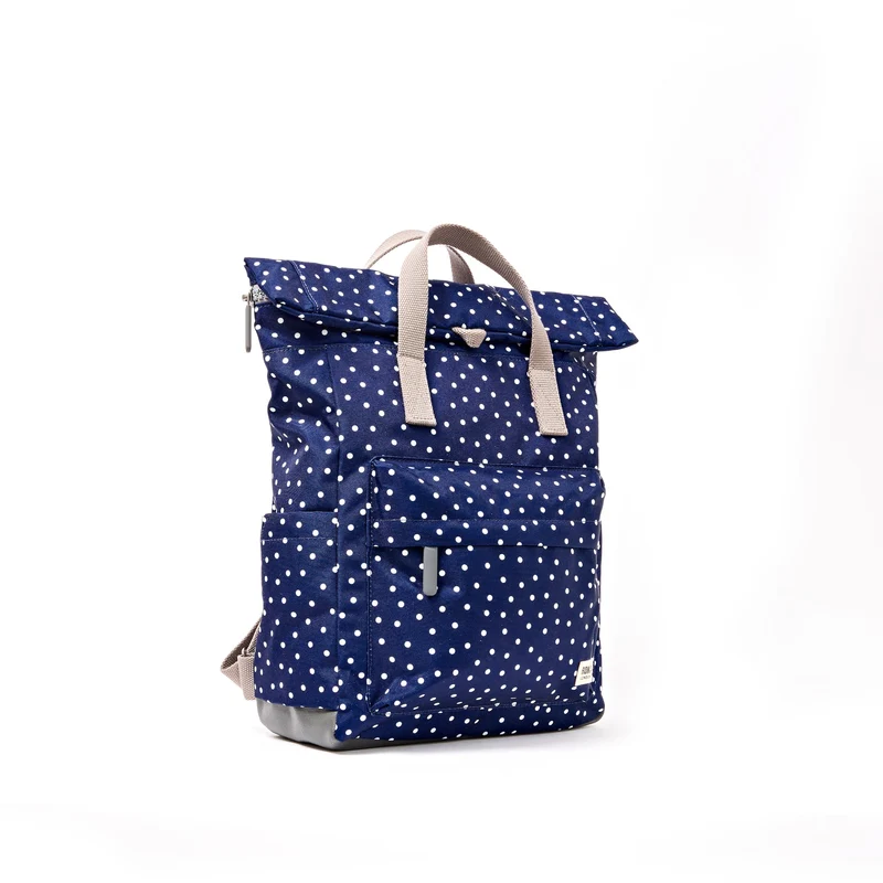 ROKA Canfield B Navy Pola Dot Medium Tasche aus recyceltem Canvas
