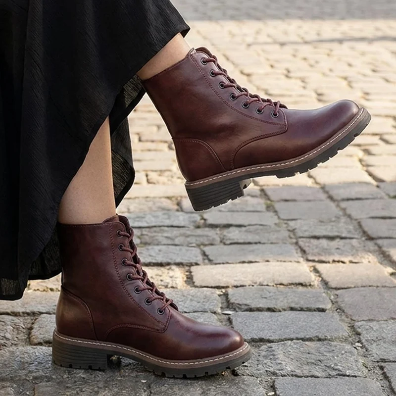 Lace Up Ankle Boots With Warm Lining - WBINS44000 / 329 764 - Burgundy