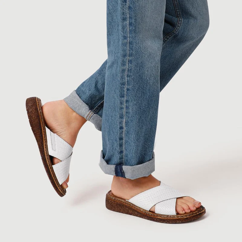 Cushioned Leather Mules - BOAY41000 / 327 605 - White