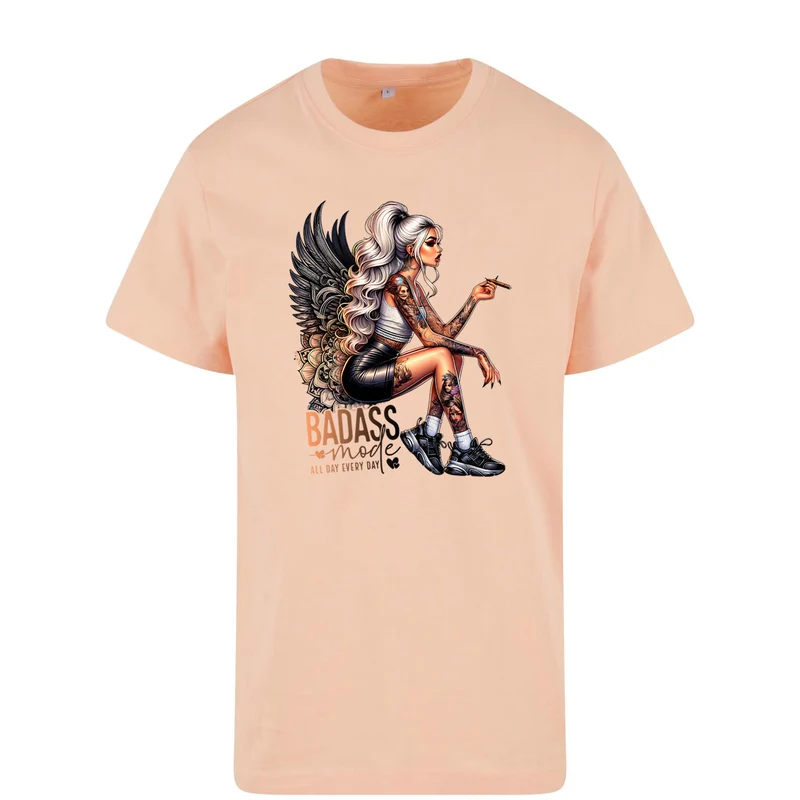 Badass Mode Woman T-Shirt – Statement Shirt mit edgy Fashion-Print