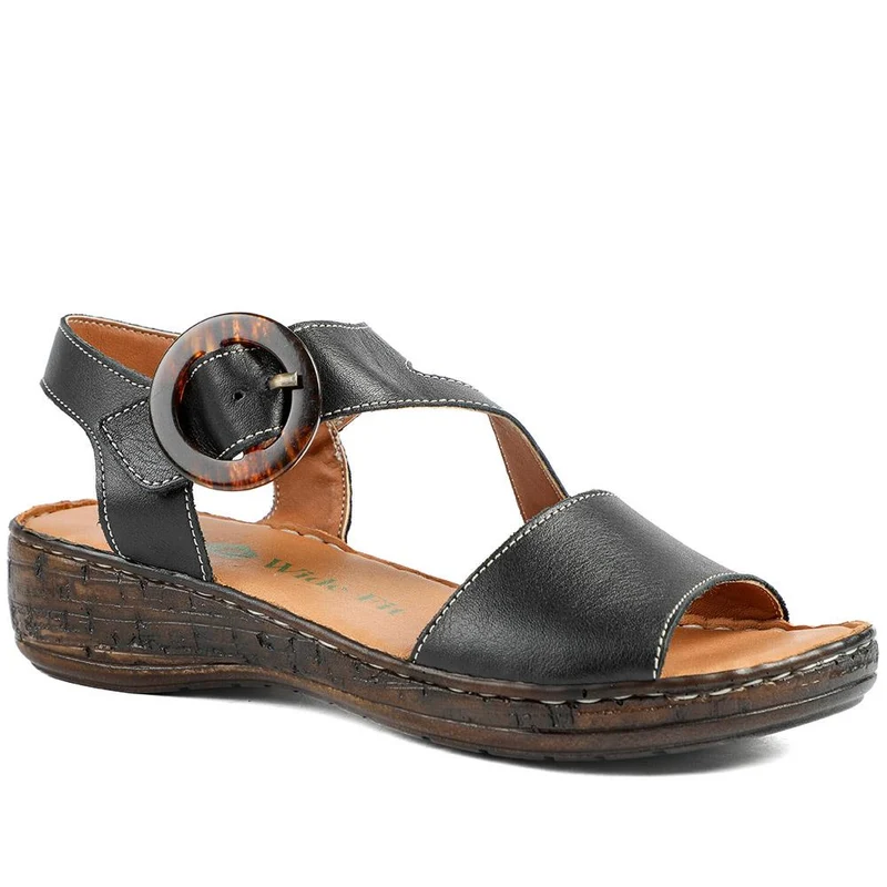 Wide Fit Leather Sandals With Buckle Fastening - LUCK43007 / 329 406