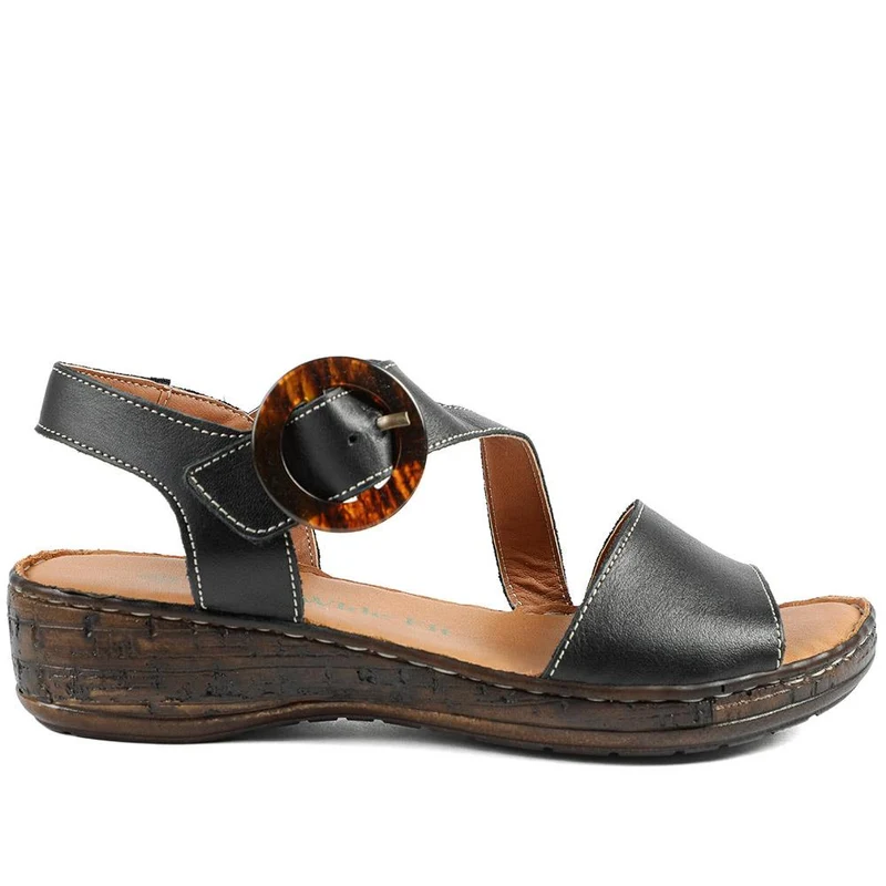 Wide Fit Leather Sandals With Buckle Fastening - LUCK43007 / 329 406 - Black