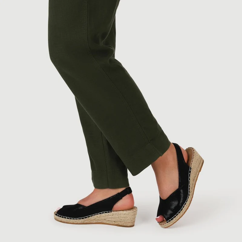 Wedge-Heeled Espadrilles - WBINS41093 / 327 260 - Black