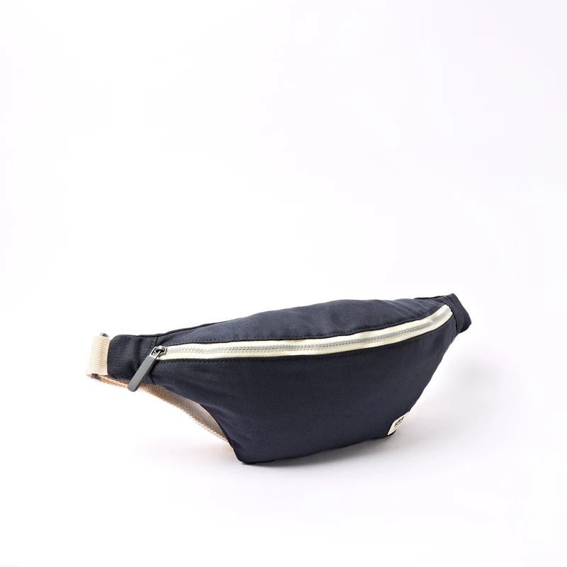 ROKA Mill Hill Crossbody-Tasche aus Baumwoll-Canvas | Rauch