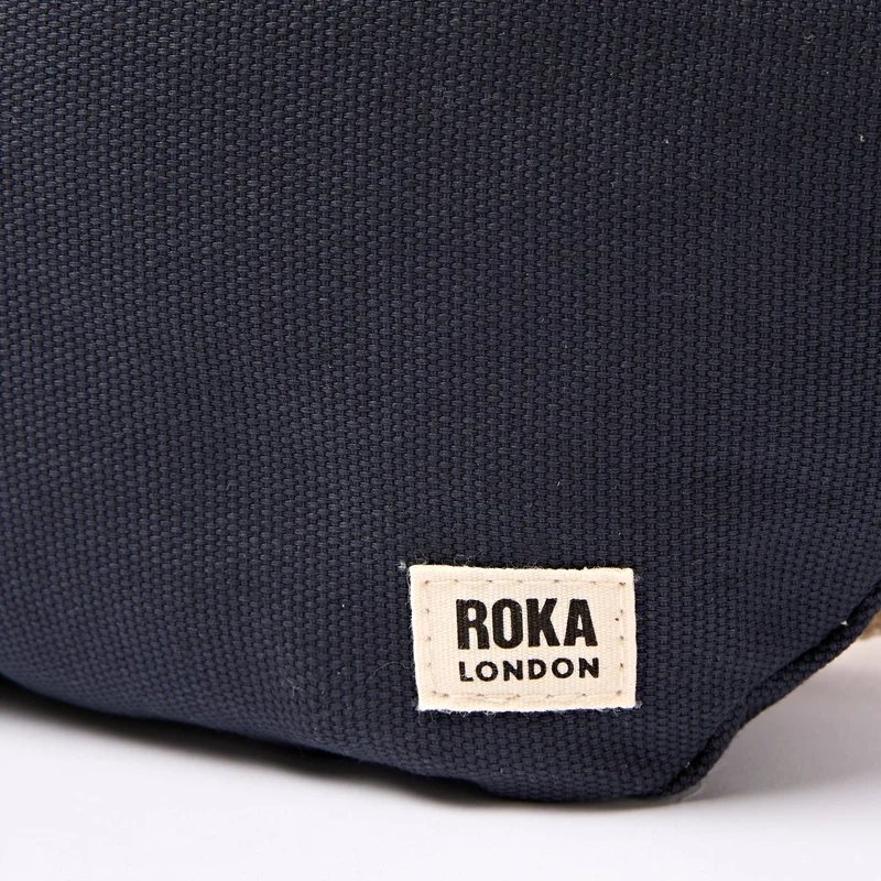 ROKA Mill Hill Crossbody-Tasche aus Baumwoll-Canvas | Rauch
