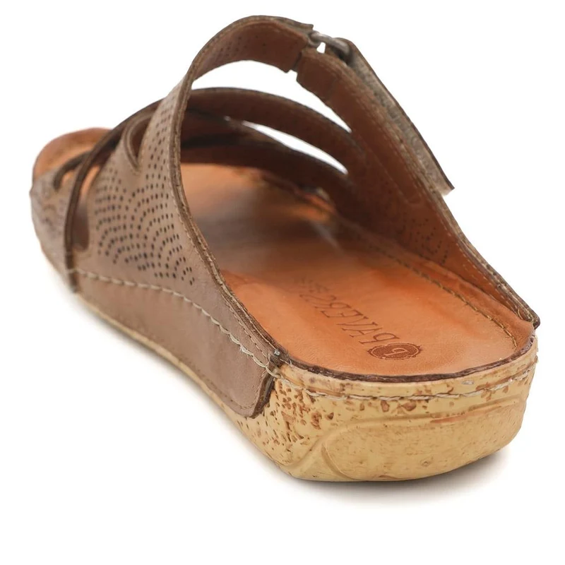 Leather Cut-Out Adjustable Strap Sandals - KARY43004 / 329 118 - Tan