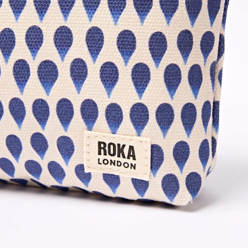 ROKA Maida Vale Baumwoll-Canvas-Beutel, mittelgroß | Denim Rain Indigo