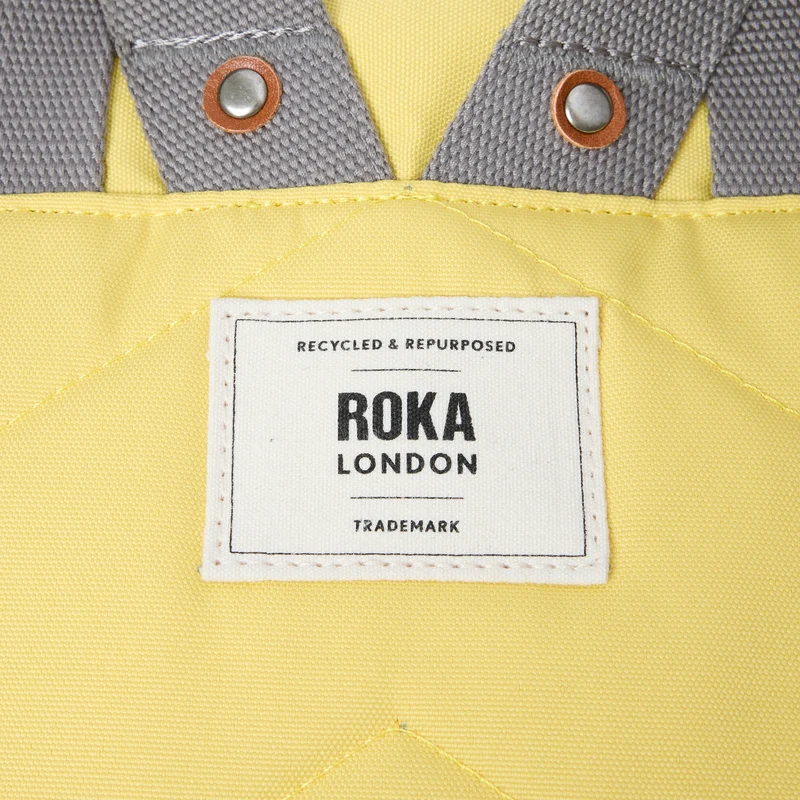 ROKA Camden J Lemonade Stripe Medium Rucksack aus recyceltem Nylon