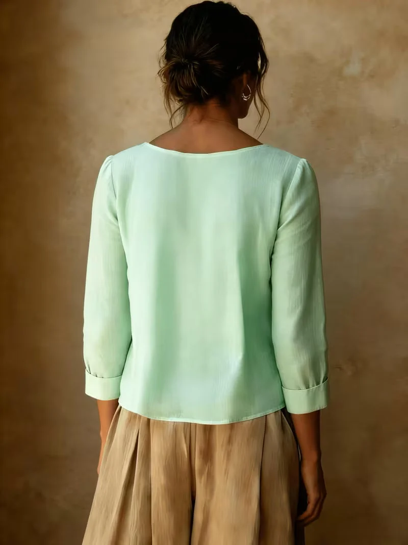 Gelina – Bluse Mit Rundhalsausschnitt Und Falten Vorne