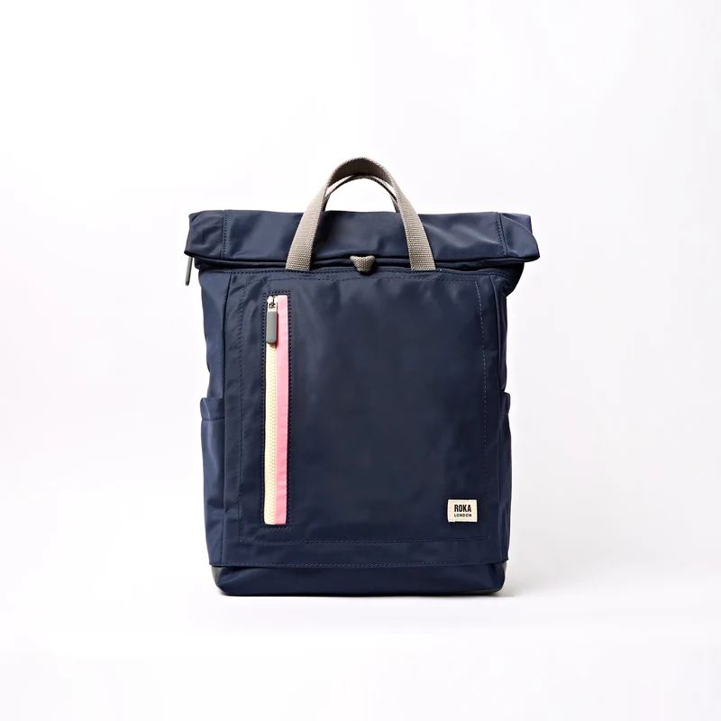 ROKA Camden J Midnight Stripe Medium Rucksack aus recyceltem Nylon