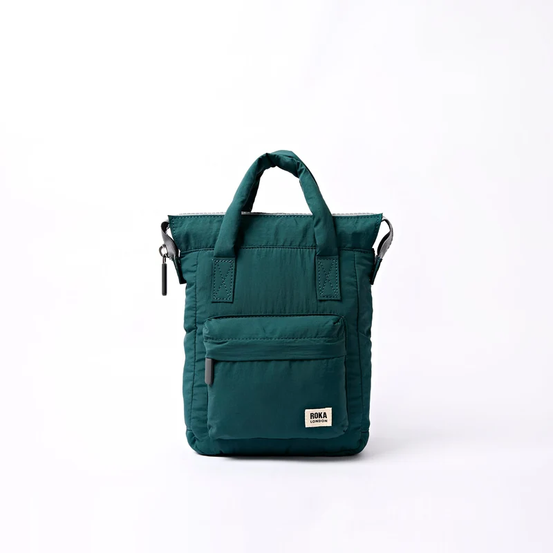 ROKA Bantry XS Tasche aus recyceltem Nylon in Türkis