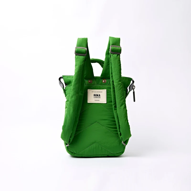 ROKA Bantry XS Online Tasche aus recyceltem Nylon, limettengrün