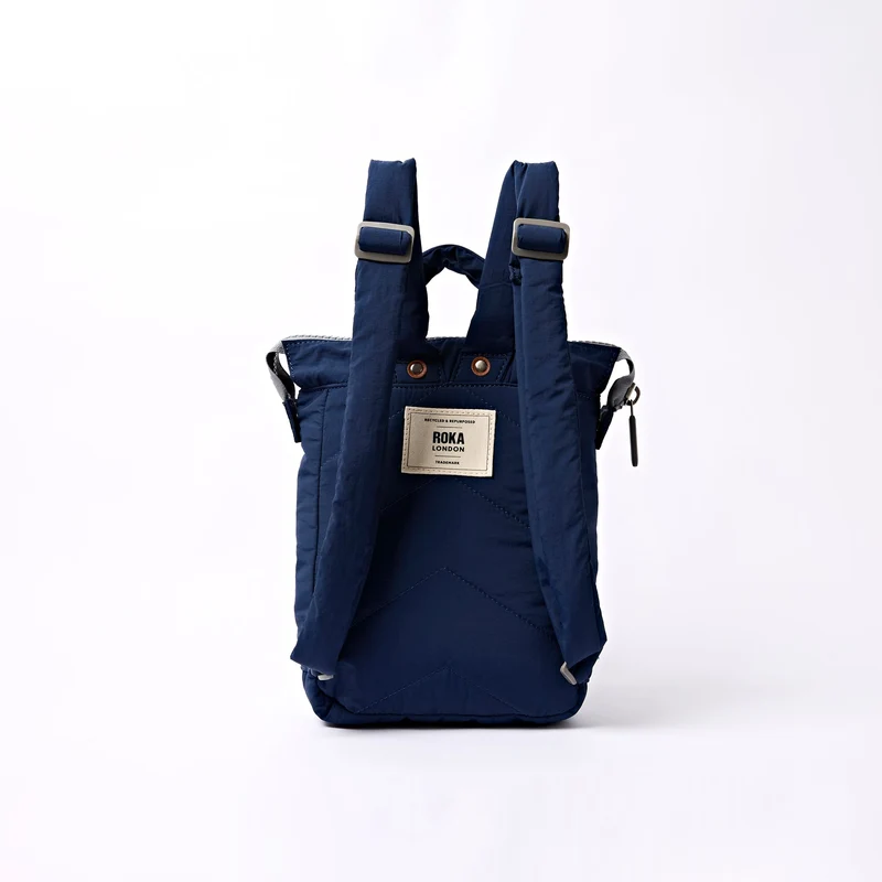 ROKA Bantry XS Midnight Tasche aus recyceltem Nylon