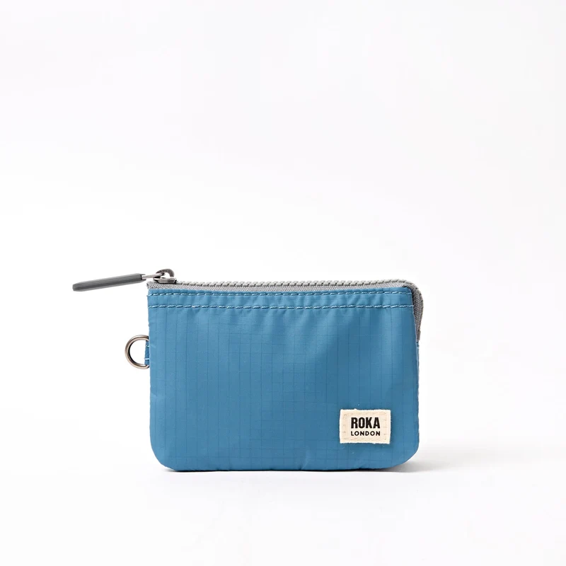ROKA Carnaby Retro-Handtasche aus blauem, recyceltem Nylon-Ripstop