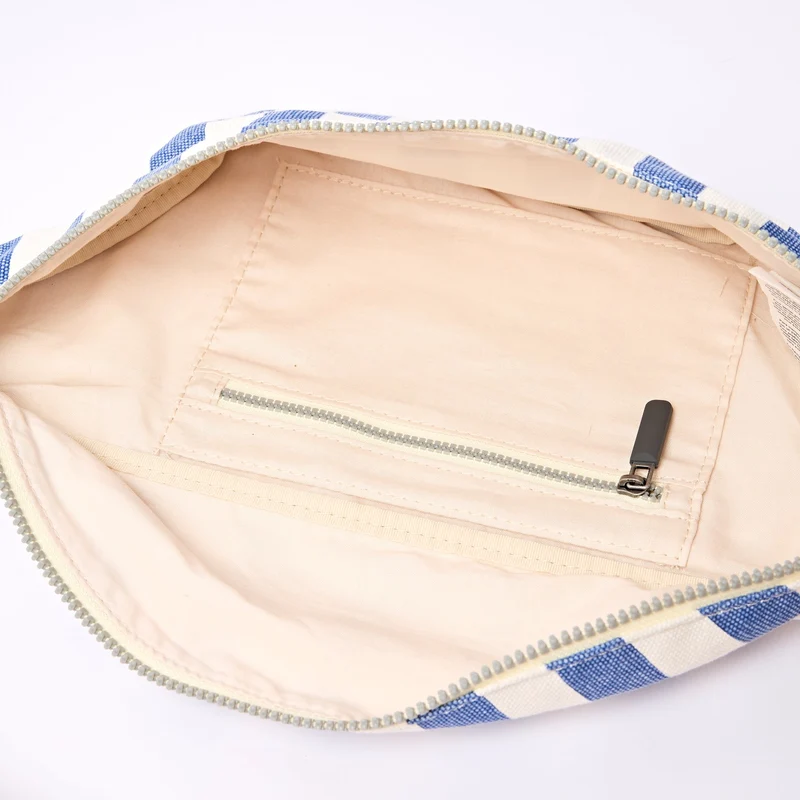 ROKA Mill Hill Umhängetasche aus Baumwoll-Canvas | Denim-Streifen