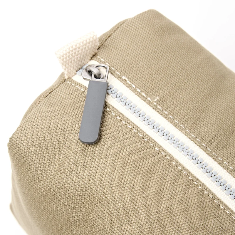 ROKA Mayfair Waschtasche aus Baumwoll-Canvas | Taupe