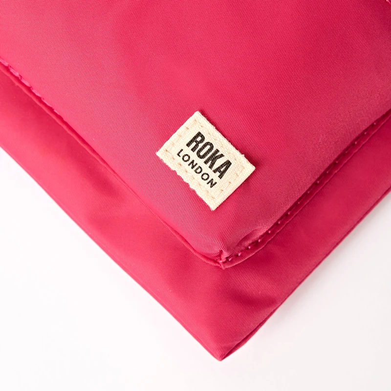 ROKA Chelsea B Granita Roter Beutel aus recyceltem Nylon