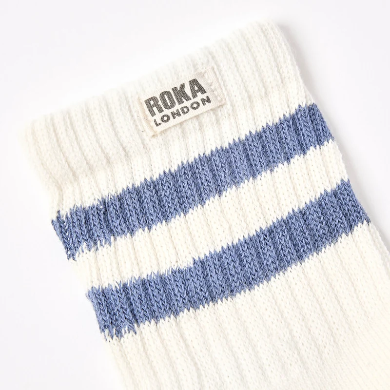 ROKA Windsor-Streifen-Socken aus Bio-Baumwolle | Küstenblau