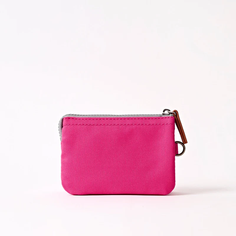 ROKA Carnaby Kleine Handtasche aus recyceltem Canvas in Granita-Rot