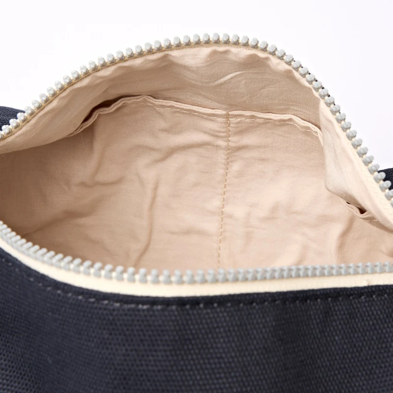 ROKA Mayfair Waschtasche aus Baumwoll-Canvas | Rauch