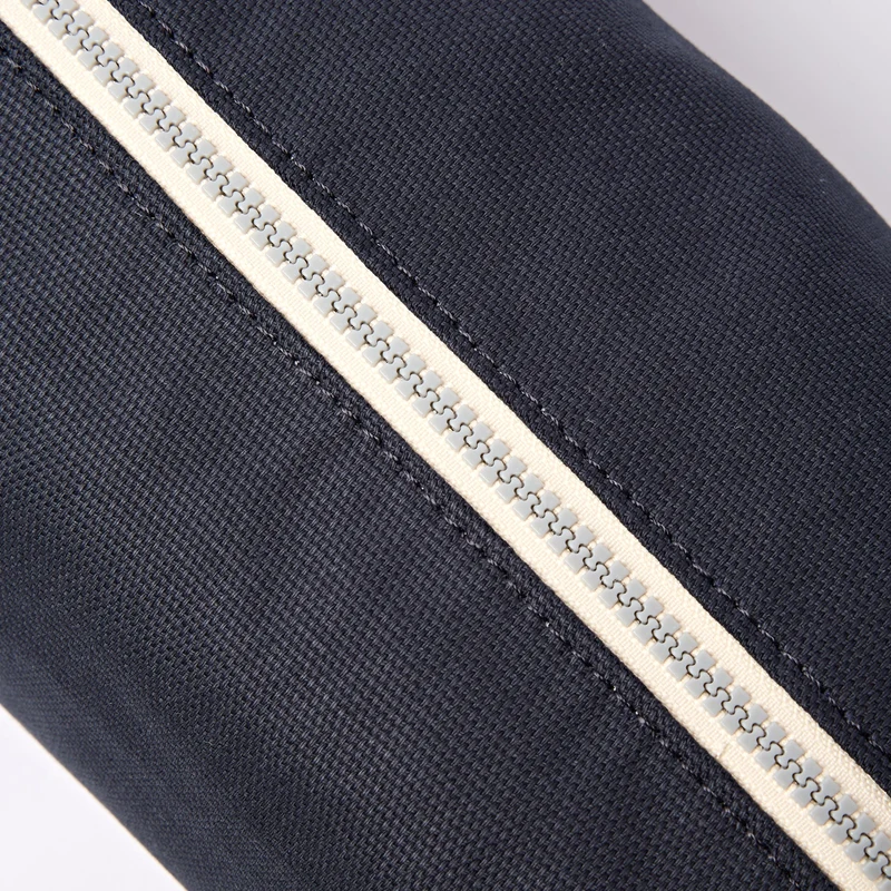 ROKA Mayfair Waschtasche aus Baumwoll-Canvas | Rauch