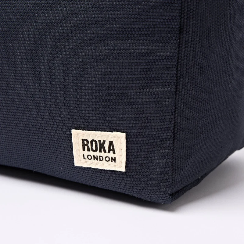 ROKA Mayfair Waschtasche aus Baumwoll-Canvas | Rauch