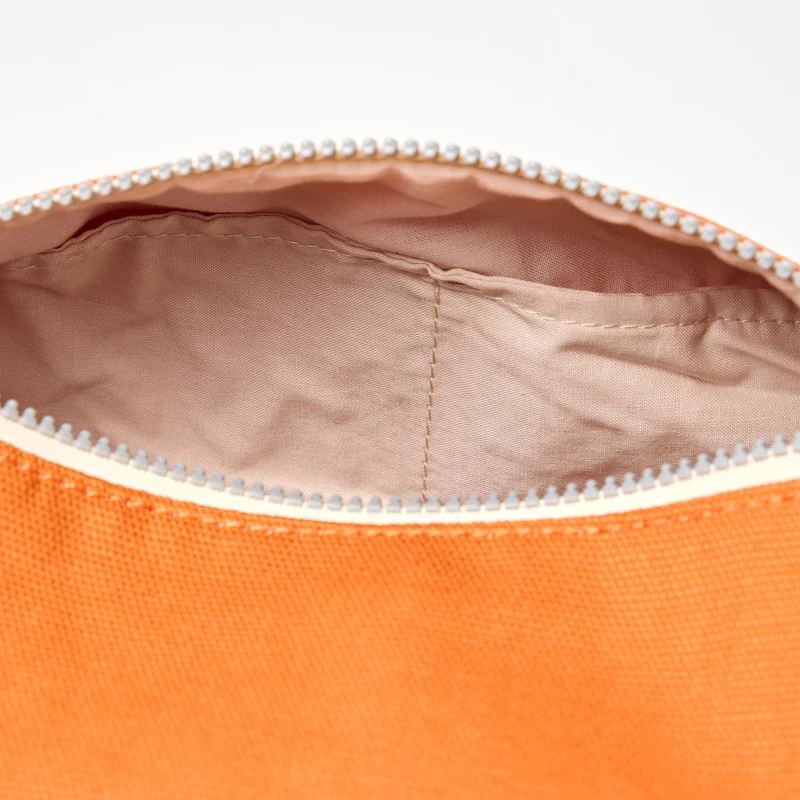 ROKA Mayfair Waschtasche aus Baumwoll-Canvas | Gebranntes Orange