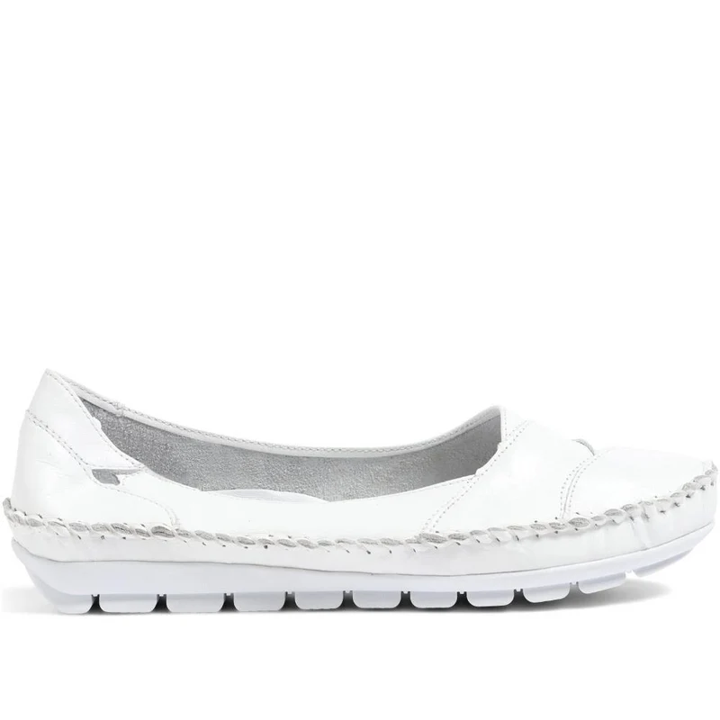 Leather Slip-On Shoes - SIMIN37001 / 323 260 - White