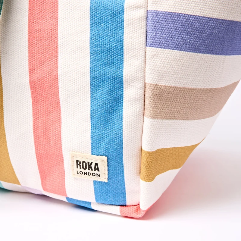 ROKA Große Marylebone-Tragetasche aus Baumwoll-Canvas | Pastellfarbene Streifen