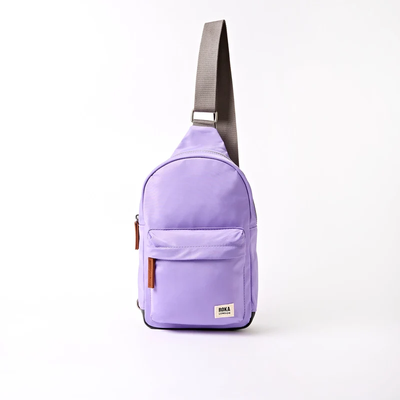 ROKA Willesden B Große Tasche aus recyceltem Nylon | Thistle Bloom