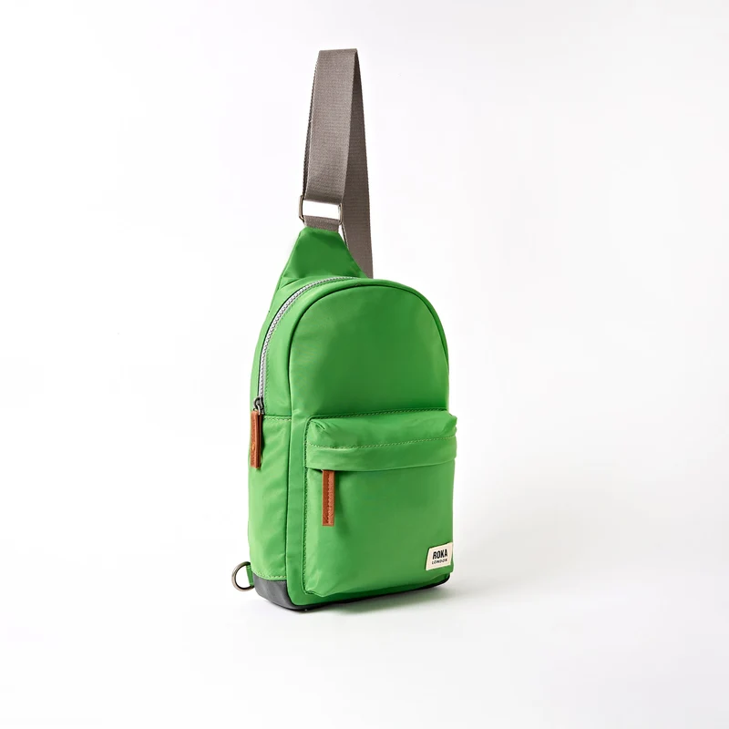 ROKA Willesden Große Tasche aus recyceltem Nylon | Online Lime