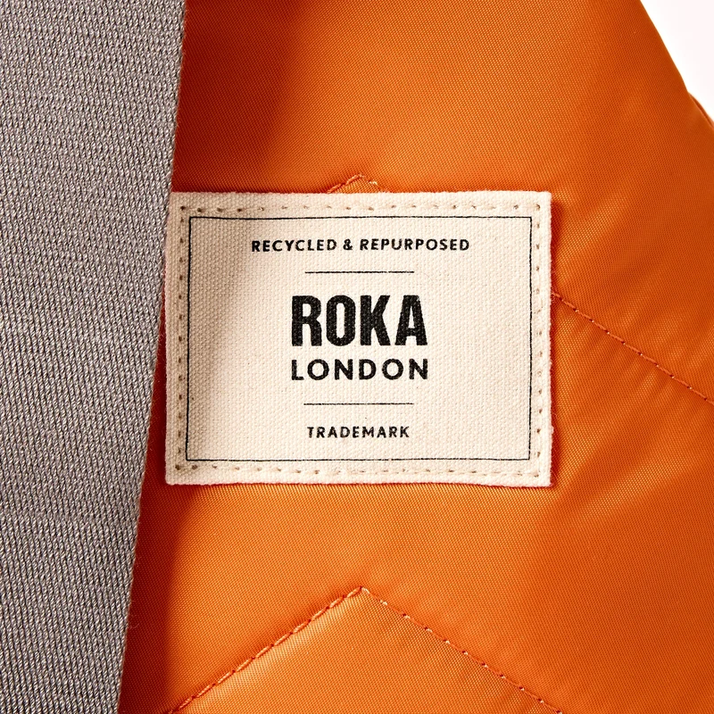 ROKA Willesden Große Tasche aus recyceltem Nylon | Jaffa Orange