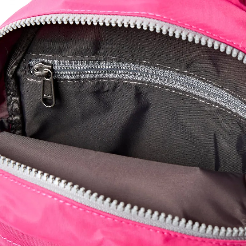 ROKA Willesden Große Tasche aus recyceltem Nylon | Granitrot