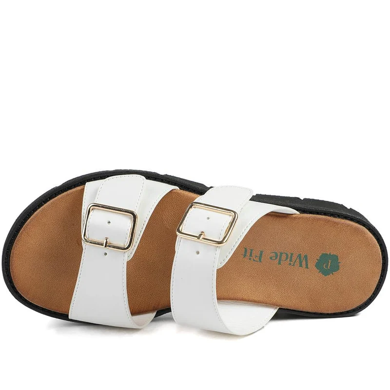 Wide Fit Cushioned Buckled Sandals - BAIZH43015 / 329 140 - White