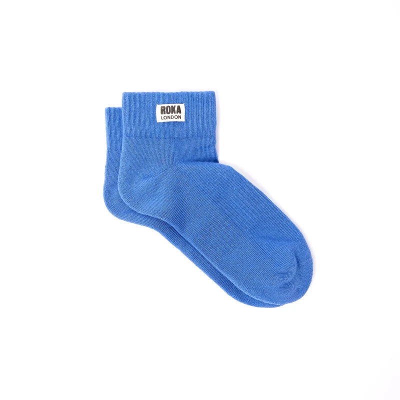 ROKA Wembley Bio-Baumwoll-Crop-Socken | Malibu Blau