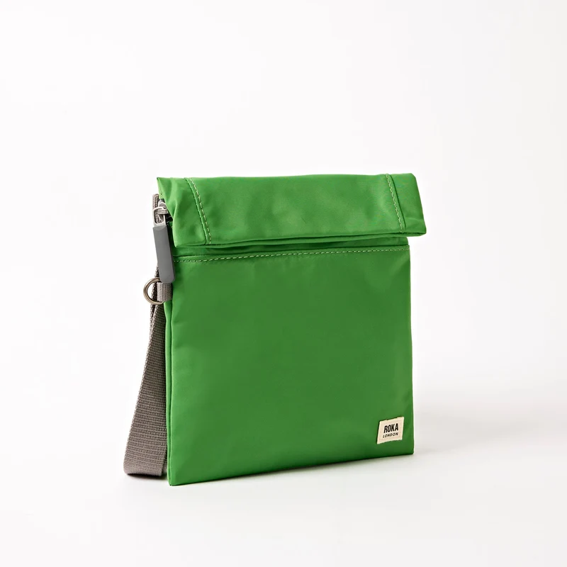 ROKA Stratford Kleine Tasche aus recyceltem Nylon | Online Lime