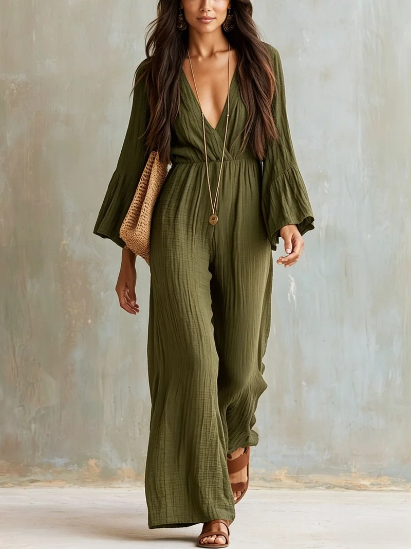 Magdlena – Luftiger Jumpsuit mit V-Ausschnitt