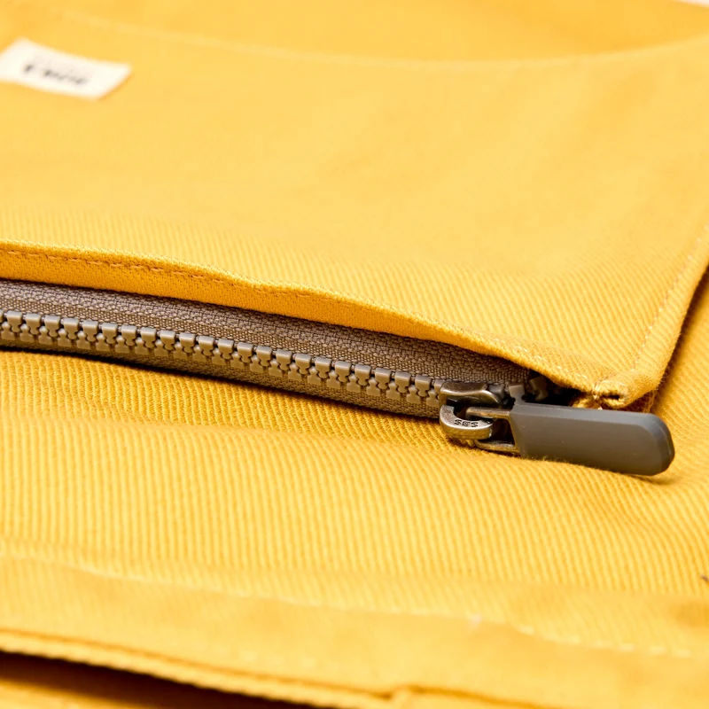 ROKA Portobello N Große Tasche aus recycelter Baumwolle | Passionsfrucht