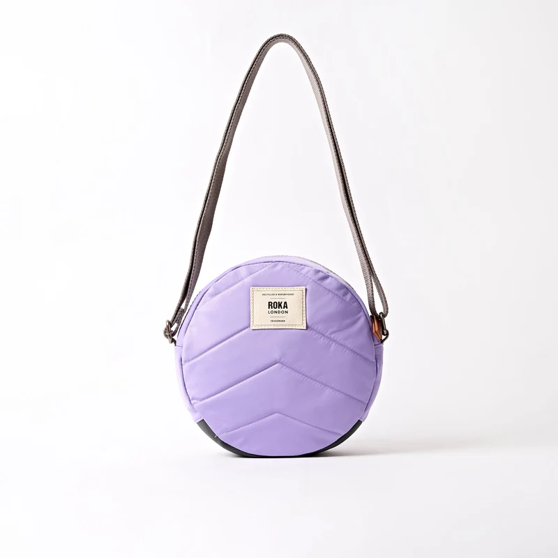 ROKA Paddington B Kleine Tasche aus recyceltem Nylon | Thistle Bloom