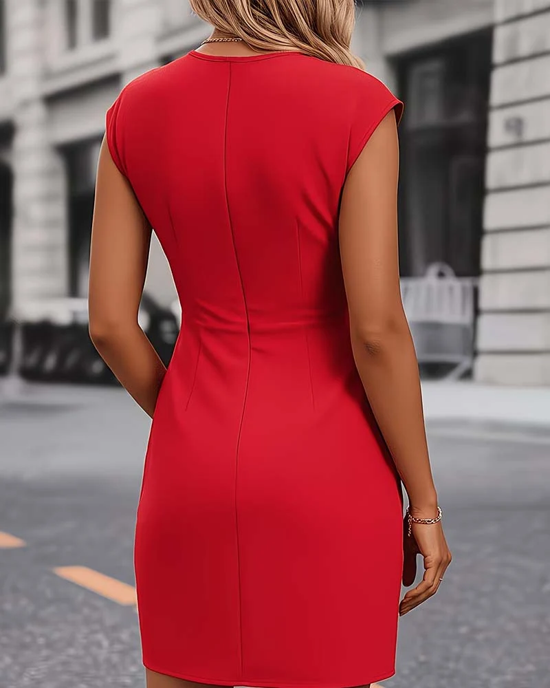 Zerina – Schlichtes Kleid MIT Gerafftem V-Ausschnitt