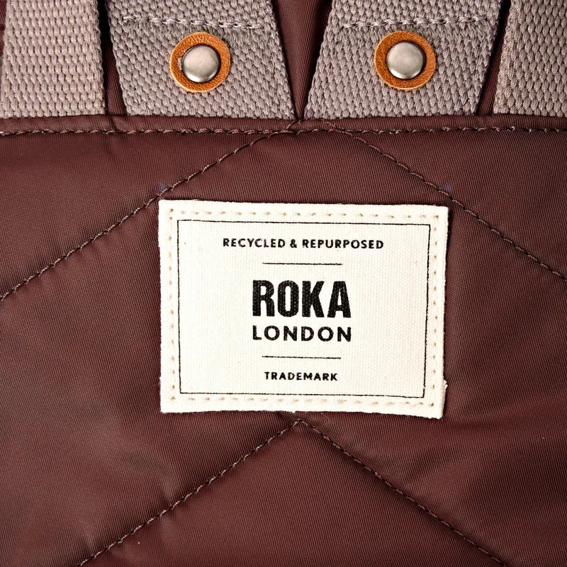 ROKA Bantry B Rocky Road Kleine Tasche aus recyceltem Nylon