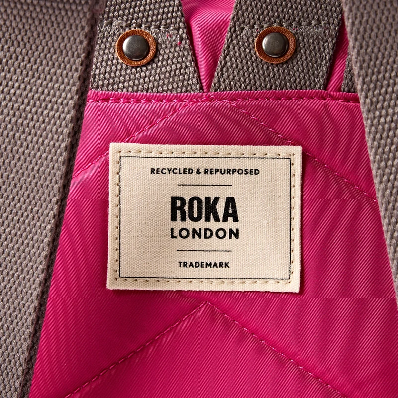 ROKA Bantry B Granita Rot Kleine Tasche aus recyceltem Nylon