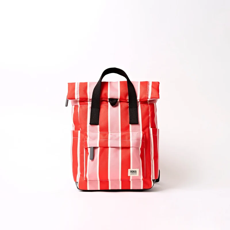 ROKA Canfield B Seaside Stripe Kleine Tasche aus recyceltem Canvas