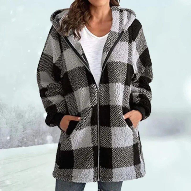 Fia | Damen Karierte Strickjacke mit Kapuze und Reißverschluss