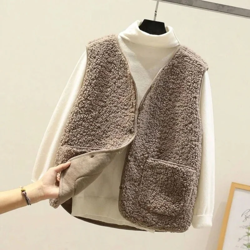 Lamia | Damen Weste aus Teddyfleece mit V Ausschnitt und Taschen