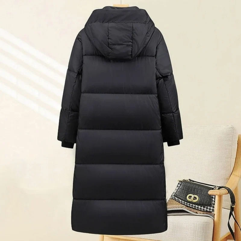 Henrike | Damen Schwarze Lange Winterjacke mit Kapuze und Parka Stil